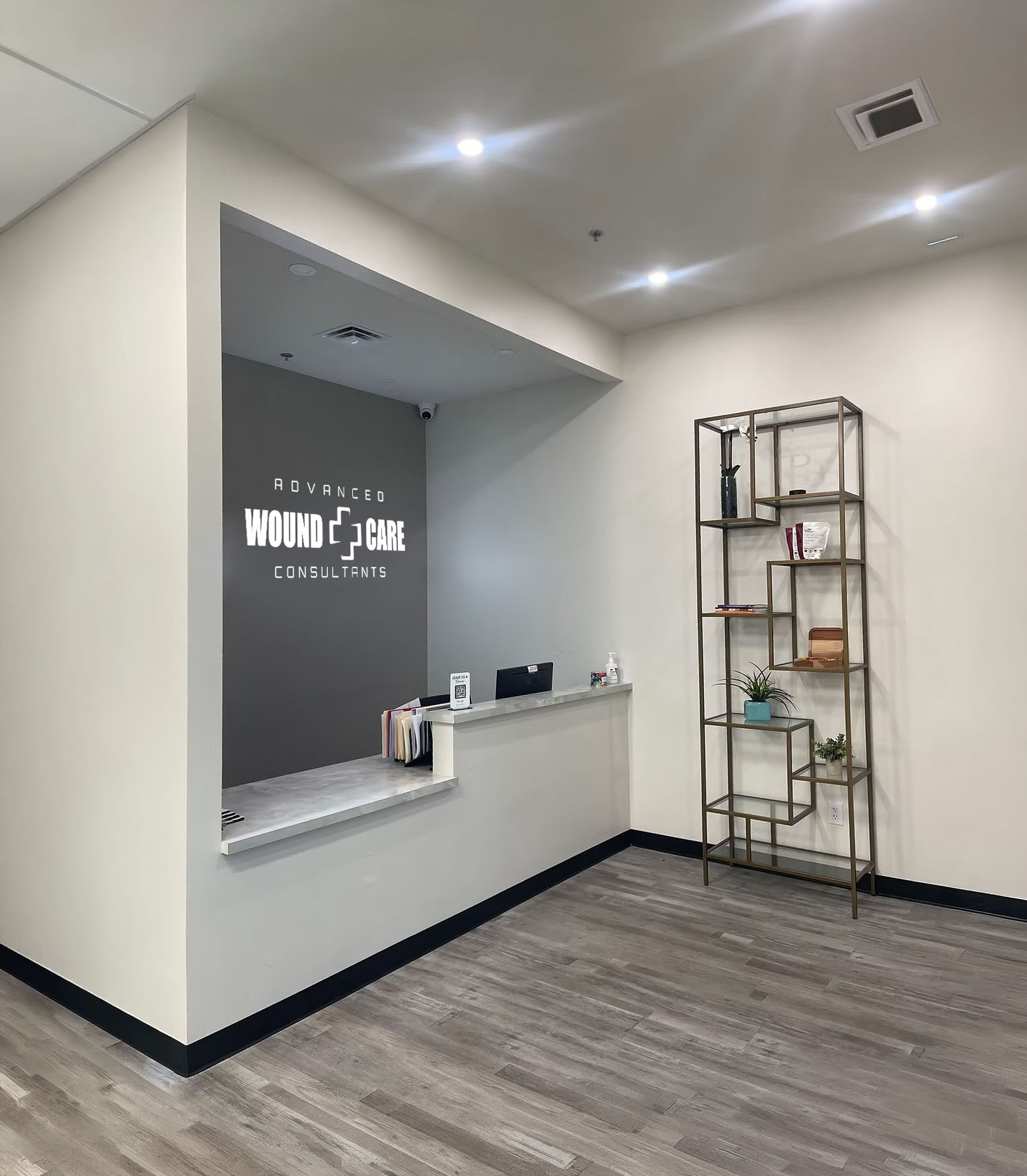 Advanced wound care treatment